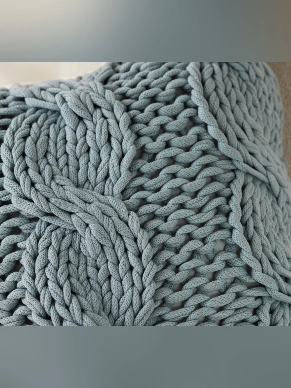 🆕NWT 🏡 POTTERY BARN - “Colossal Handknit Pillow Cover” {24”x24”} Chambray Blue 🆕